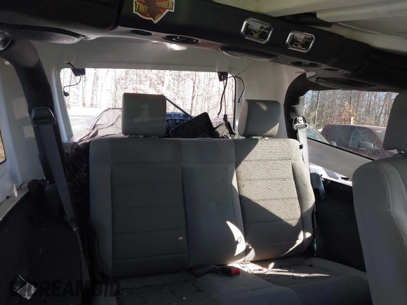 2007 Jeep Wrangler Rubicon with VIN 1J8GA64197L116283, listed as a IAAI auction lot 41008968 with 215,388 mi miles and . Bid and sale history available at DreamBid. Image 8.