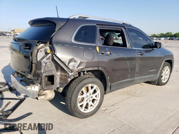 2016 Jeep Cherokee Latitude with VIN 1C4PJLCS3GW288176, listed as a Copart auction lot 52013625 with 153,786 mi miles and Salvage title. Bid and sale history available at DreamBid. Image 3.