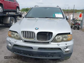 2005 BMW X5 4.4i with VIN 5UXFB53545LV18027, listed as a IAAI auction lot 41902787 with 1 mi miles. Bid and sale history available at carsss.com. Image 6.