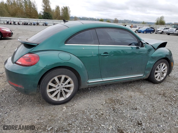 2018 Volkswagen Beetle SE with VIN 3VWJD7AT6JM711272, listed as a Copart auction lot 72000634 with 45,178 mi miles and Salvage Title. Bid and sale history available at carsss.com. Image 3.