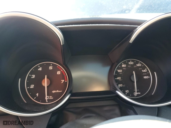2019 Alfa Romeo Giulia Ti with VIN ZARFAMBN8K7611823, listed as a Copart auction lot 43012095 with 0 mi miles and Salvage Title. Bid and sale history available at carsss.com. Image 9.