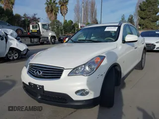 2014 Infiniti QX50 Journey with VIN JN1BJ0HPXEM210387, listed as a IAAI auction lot 41692201 with 27,549 mi miles. Bid and sale history available at carsss.com. Image 2.