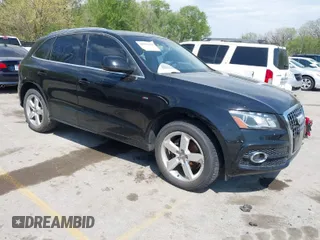 2011 Audi Q5 3.2L Premium Plus with VIN WA1DKAFP4BA060733, listed as a IAAI auction lot 42059970 with 119,178 mi miles. Bid and sale history available at carsss.com. Image 1.
