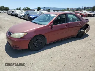 2006 Toyota Camry STD z VIN 4T1BE32K56U129147, wystawiony jako Copart lot #61435025 z przebiegiem 176 099 mil mil oraz Czysty tytuł • Clean title. Historia ofert i sprzedaży dostępna na DreamBid. Obrazek 1.