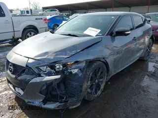 2018 Nissan Maxima SV with VIN 1N4AA6AP4JC372351, listed as a IAAI auction lot 41614526 with 70,237 mi miles and . Bid and sale history available at DreamBid. Image 17.