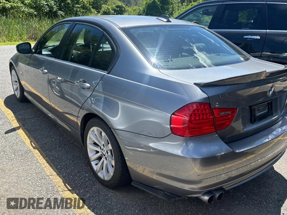 2011 BMW 3 Series 328i xDrive with VIN WBAPK5C54BF126162, listed as a Copart auction lot 65739865 with 106,897 mi miles and Clean title. Bid and sale history available at DreamBid. Image 3.