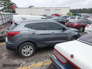 2018 Nissan Rogue Sport SV with VIN JN1BJ1CP3JW105119, listed as a IAAI auction lot 41717064 with 108,434 mi miles. Bid and sale history available at carsss.com. Image 13.