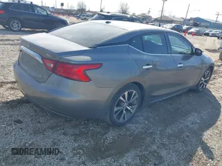 2018 Nissan Maxima SL z VIN 1N4AA6AP2JC378066, wystawiony jako IAAI lot #41764723 z przebiegiem 101 620 mil mil oraz . Historia ofert i sprzedaży dostępna na DreamBid. Obrazek 4.