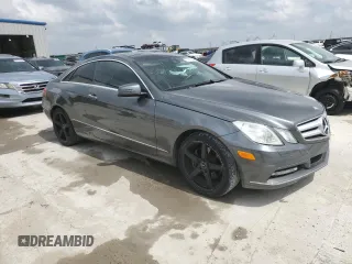 2013 Mercedes-Benz E-Class E 350 with VIN WDDKJ5KB8DF192956, listed as a Copart auction lot 51295295 with 114,234 mi miles and Non Repairable. Bid and sale history available at carsss.com. Image 4.
