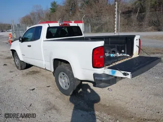 2016 Chevrolet Colorado 2WD WT with VIN 1GCHSBEA6G1257324, listed as a IAAI auction lot 41794550 with 135,868 mi miles. Bid and sale history available at carsss.com. Image 3.