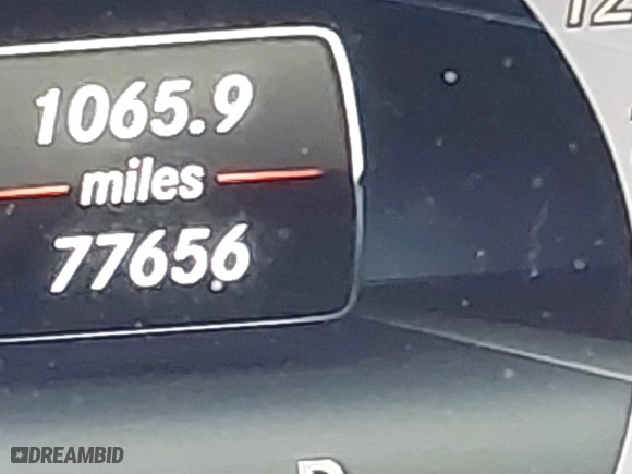 2015 Mercedes-Benz E-Class E 400 with VIN WDDKJ6HB7FF294796, listed as a IAAI auction lot 41800037 with 77,656 mi miles. Bid and sale history available at carsss.com. Image 15.
