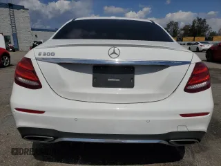 2019 Mercedes-Benz E 300 with VIN WDDZF4JB4KA568736, listed as a Copart auction lot 51931225 with 76,692 mi miles and Salvage title. Bid and sale history available at DreamBid. Image 6.