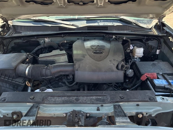 2023 Toyota Tacoma SR5 z VIN 3TMAZ5CN3PM210839, wystawiony jako Copart lot #56557005 z przebiegiem 17 767 mil mil oraz Czysty tytuł • Clean title. Historia ofert i sprzedaży dostępna na DreamBid. Obrazek 7.