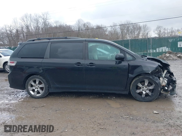 2012 Toyota Sienna SE with VIN 5TDXK3DC4CS187677, listed as a IAAI auction lot 41553292 with 145,282 mi miles. Bid and sale history available at carsss.com. Image 14.