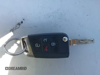 2017 Volkswagen GTI S с VIN 3VW4T7AU3HM069158, выставлен на аукционе IAAI как лот 42298957 с пробегом 53 433 миль миль и . История ставок и продаж доступна на DreamBid. Изображение 11.