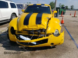 2004 Chevrolet SSR LS z VIN 1GCES14PX4B105667, wystawiony jako Copart lot #58277894 z przebiegiem 88 464 mil mil oraz Szkody całkowita. Historia ofert i sprzedaży dostępna na DreamBid. Obrazek 5.