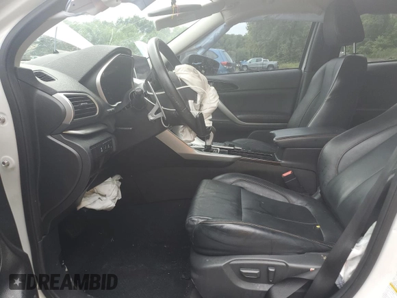 2018 Mitsubishi Eclipse Cross SE with VIN JA4AT5AA3JZ045103, listed as a Copart auction lot 61538335 with 154,469 mi miles and Salvage title. Bid and sale history available at DreamBid. Image 7.
