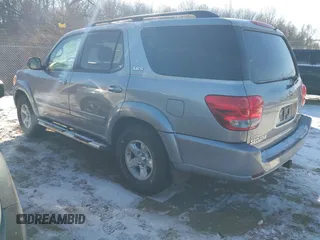 2005 Toyota Sequoia SR5 with VIN 5TDBT44A75S236420, listed as a IAAI auction lot 41296176 with 185,380 mi miles and . Bid and sale history available at DreamBid. Image 3.