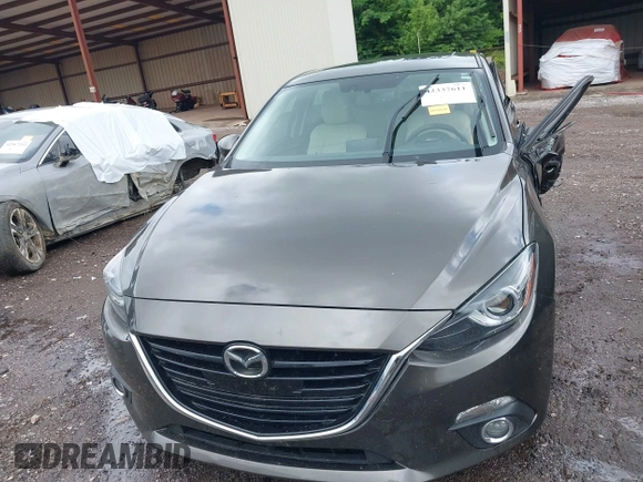 2016 Mazda 3 S Grand Touring z VIN JM1BM1N33G1277798, wystawiony jako IAAI lot #42337611 z przebiegiem 91 519 mil mil oraz . Historia ofert i sprzedaży dostępna na DreamBid. Obrazek 12.