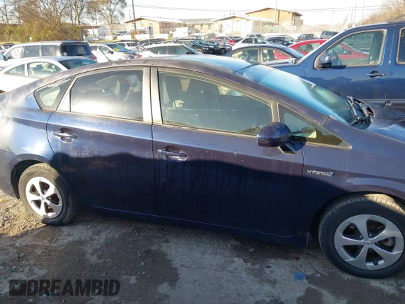 2013 Toyota Prius One with VIN JTDKN3DU4D1649342, listed as a IAAI auction lot 41075978 with 138,768 mi miles. Bid and sale history available at carsss.com. Image 13.
