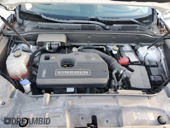 2019 Lincoln Nautilus Standard with VIN 2LMPJ6J98KBL10930, listed as a Copart auction lot 80288914 with 24,545 mi miles and Non repairable. Bid and sale history available at DreamBid. Image 12.