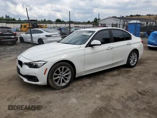 2017 BMW 3 Series 320i xDrive z VIN WBA8A3C36HK693046, wystawiony jako Copart lot #59180915 z przebiegiem 73 197 mil mil oraz Czysty tytuł • Clean title. Historia ofert i sprzedaży dostępna na DreamBid. Obrazek 1.