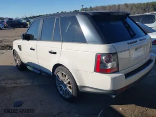 2010 Land Rover Range Rover Sport SC with VIN SALSH2E41AA218803, listed as a IAAI auction lot 41280438 with 100,577 mi miles. Bid and sale history available at carsss.com. Image 3.