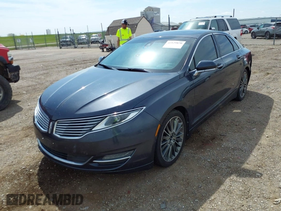 2013 Lincoln MKZ Hybrid with VIN 3LN6L2LU2DR821615, listed as a IAAI auction lot 42129870 with 137,833 mi miles. Bid and sale history available at carsss.com. Image 2.