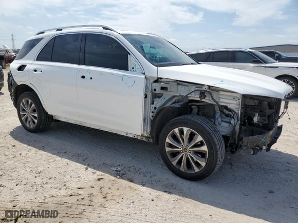 2021 Mercedes-Benz GLE with VIN 4JGFB4KB5MA270556, listed as a Copart auction lot 53721125 with 25,824 mi miles and Salvage Title. Bid and sale history available at carsss.com. Image 4.