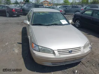 1998 Toyota Camry LE with VIN 4T1BG22K2WU230909, listed as a IAAI auction lot 42088426 with 178,488 mi miles. Bid and sale history available at carsss.com. Image 6.