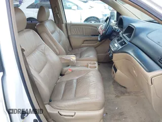 2006 Honda Odyssey EX-L z VIN 5FNRL38766B452806, wystawiony jako IAAI lot #41931830 z przebiegiem 133 822 mil mil oraz . Historia ofert i sprzedaży dostępna na DreamBid. Obrazek 5.