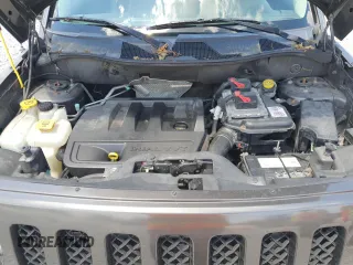 2015 Jeep Patriot High Altitude with VIN 1C4NJRFB1FD303869, listed as a Copart auction lot 63634105 with 109,687 mi miles and Clean title. Bid and sale history available at DreamBid. Image 12.
