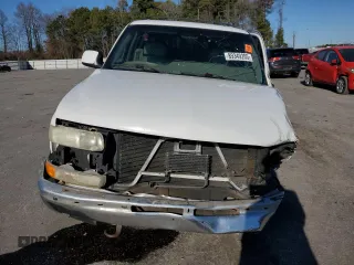 2001 Chevrolet Suburban LS with VIN 3GNFK16T31G177271, listed as a Copart auction lot 89349205 with 404,627 mi miles and Salvage Title. Bid and sale history available at carsss.com. Image 5.