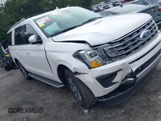 2018 Ford Expedition XLT with VIN 1FMJU1HT9JEA48285, listed as a IAAI auction lot 40282104 with 79,476 mi miles. Bid and sale history available at carsss.com. Image 1.