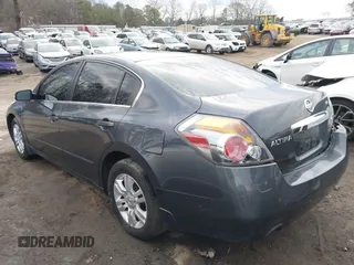 2012 Nissan Altima S z VIN 1N4AL2AP2CN469056, wystawiony jako IAAI lot #41449965 z przebiegiem 218 000 mil mil oraz . Historia ofert i sprzedaży dostępna na DreamBid. Obrazek 14.