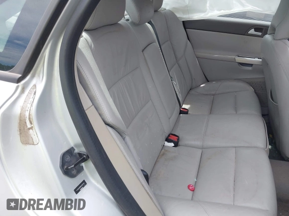 2008 Volvo S40 2.4L с VIN YV1MS382982384776, выставлен на аукционе IAAI как лот 42309949 с пробегом 215 744 миль миль и . История ставок и продаж доступна на DreamBid. Изображение 8.