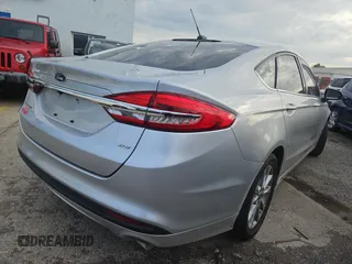 2017 Ford Fusion SE with VIN 3FA6P0H70HR394575, listed as a Copart auction lot 55752415 with 93,594 mi miles and Clean Title. Bid and sale history available at carsss.com. Image 4.
