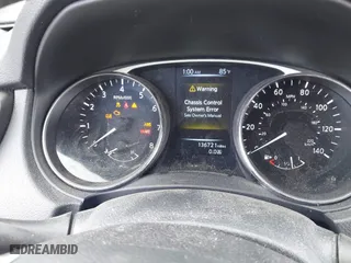 2015 Nissan Rogue SV with VIN KNMAT2MT5FP504510, listed as a IAAI auction lot 41935481 with 136,721 mi miles. Bid and sale history available at carsss.com. Image 7.
