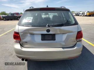 2013 Volkswagen Jetta TDI w/Sunroof & Nav с VIN 3VWPL7AJ5DM647564, выставлен на аукционе Copart как лот 58786495 с пробегом 226 456 миль миль и Списание • Salvage title. История ставок и продаж доступна на DreamBid. Изображение 6.