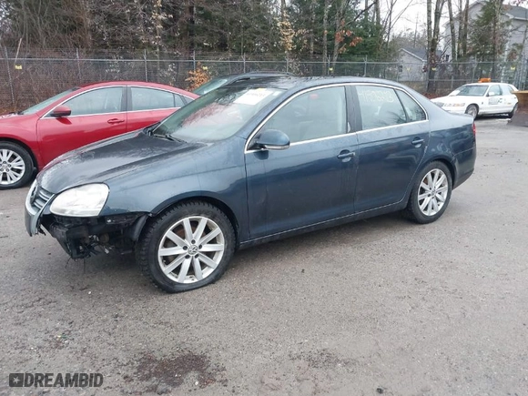 2009 Volkswagen Jetta Sedan SE with VIN 3VWRZ71K79M062217, listed as a IAAI auction lot 41906213 with NaN miles. Bid and sale history available at carsss.com. Image 2.