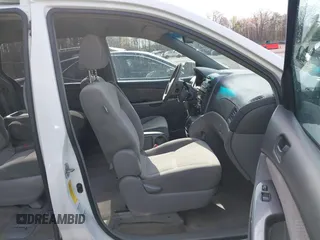 2008 Toyota Sienna LE with VIN 5TDBK23C28S010610, listed as a IAAI auction lot 41944472 with 149,223 mi miles. Bid and sale history available at carsss.com. Image 5.