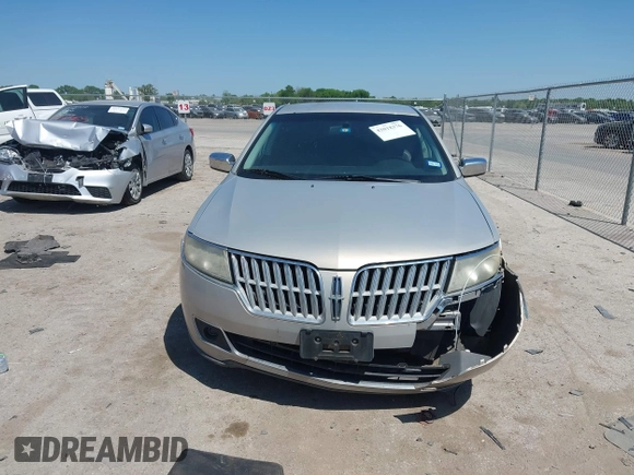 2010 Lincoln MKZ with VIN 3LNHL2GC0AR611844, listed as a IAAI auction lot 42018376 with 155,634 mi miles and . Bid and sale history available at DreamBid. Image 12.