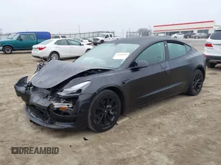 2022 Tesla Model 3 with VIN 5YJ3E1EA6NF186383, listed as a IAAI auction lot 41168967 with 1 mi miles. Bid and sale history available at carsss.com. Image 2.