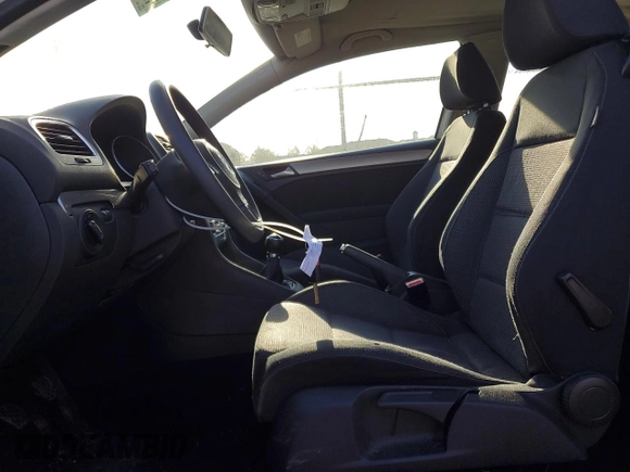 2011 Volkswagen Golf с VIN WVWAA7AJ1BW082287, выставлен на аукционе Copart как лот 47391885 с пробегом 57 156 миль миль и Списание • Salvage title. История ставок и продаж доступна на DreamBid. Изображение 7.