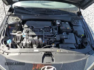 2025 Hyundai Elantra SEL Convenience with VIN KMHLS4DG8SU933531, listed as a Copart auction lot 54520365 with 3,295 mi miles and Clean Title. Bid and sale history available at DreamBid. Image 11.