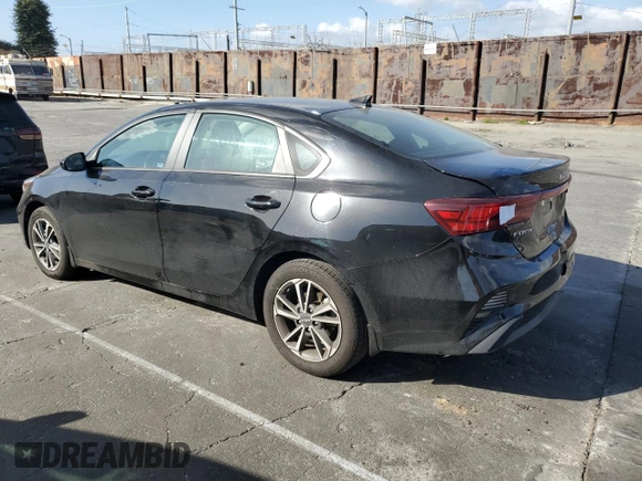 2024 Kia Forte LXS with VIN 3KPF24AD4RE735601, listed as a Copart auction lot 47137625 with 31,780 mi miles and Salvage Title. Bid and sale history available at carsss.com. Image 3.