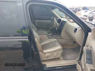 2007 Ford Explorer XLT with VIN 1FMEU63E17UB00742, listed as a IAAI auction lot 41436862 with 316,713 mi miles. Bid and sale history available at carsss.com. Image 5.