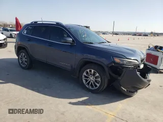 2020 Jeep Cherokee Latitude Plus with VIN 1C4PJLLB8LD556256, listed as a Copart auction lot 45321825 with 113,805 mi miles and Salvage Title. Bid and sale history available at carsss.com. Image 4.