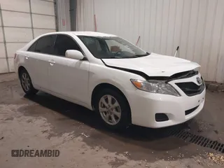 2011 Toyota Camry LE z VIN 4T4BF3EKXBR155364, wystawiony jako IAAI lot #41527494 z przebiegiem 292 749 mil mil oraz . Historia ofert i sprzedaży dostępna na DreamBid. Obrazek 1.