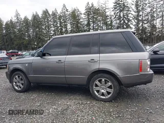 2008 Land Rover Range Rover HSE z VIN SALMF15498A290996, wystawiony jako IAAI lot #41861750 z przebiegiem 173 560 mil mil oraz . Historia ofert i sprzedaży dostępna na DreamBid. Obrazek 14.